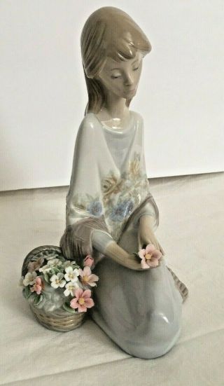 Lladro Figurine Flowers Song 7607 Collectors Society 1988 Missing Flowers