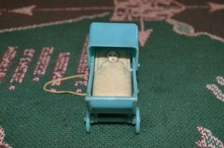 Vintage Renwal Blue Toy Doll House Plastic Carriage With Baby Made In Usa
