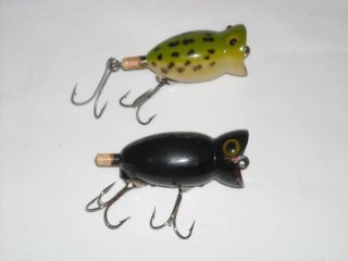 2 Vintage Fishing Lures Fred Abogast Hula Poppers