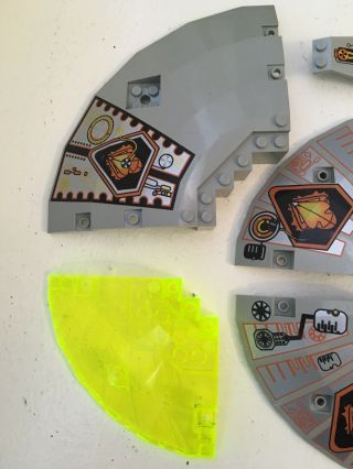 Lego Vintage Space ufo Parts Only 3