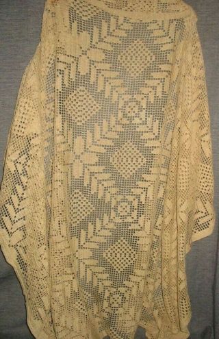 Antique Vintage Crochet Ecru Filet Tablecloth Coverlet
