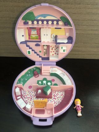 Vintage Polly Pocket 1989 Bluebird Polly’s Flat Purple Compact W/ Polly Doll