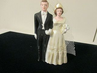Vintage 1949 Marblelike Novelty Co Bride And Groom Wedding Cake Figurines
