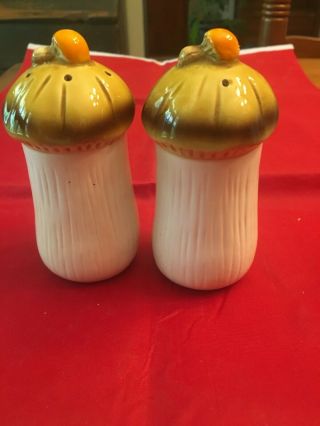 Vintage Sears Merry Mushroom Salt & Pepper Shakers 3