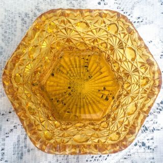 Antique L E Smith EAPG Yellow Gold Amber Daisy & Button Hexagon Bowl Circa 1890s 2