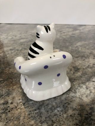 Adorable Striped Cat Kitty Sitting on an Arn Chair Salt and Pepper Shakers 5