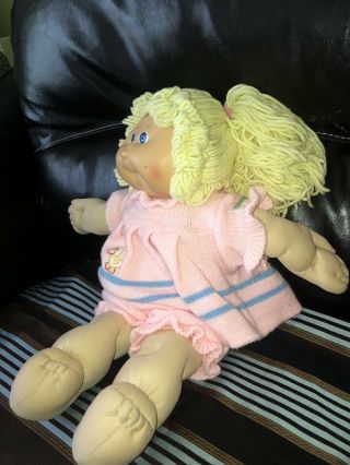 Vintage Cabbage Patch Doll - Yellow/Blonde Hair Blue Eyes 1985 2