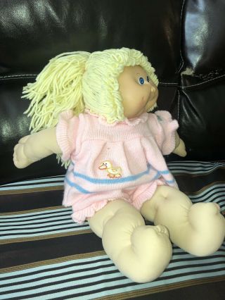 Vintage Cabbage Patch Doll - Yellow/Blonde Hair Blue Eyes 1985 3