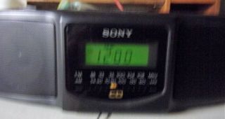 Vintage 1995 SONY ICF - CD800 Compact Disc Player AM/FM Clock Radio 2