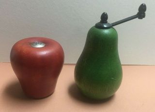 Vintage Wooden Apple/pear Salt And Pepper Shaker Set
