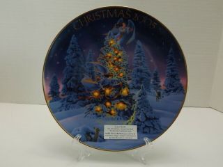 Angel Lights Avon 2005 Porcelain Christmas Plate With 22k Gold Trim,  Stand