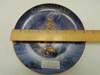 ANGEL LIGHTS Avon 2005 Porcelain Christmas Plate With 22K Gold Trim,  Stand 4