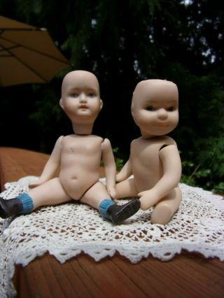 2 Tiny Bisque Dolls Cond Vintage 1 Marked Germany S B 16/0 Jointed Bodies