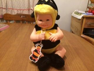 Adorable Anne Geddes Bumble Bee Doll - Unimax 1997 - 15 "