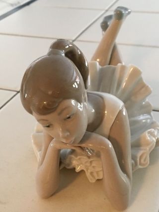 Nao By Lladro Pensive Ballet Girl Ballerina Porcelain Figurine 0149 Spain