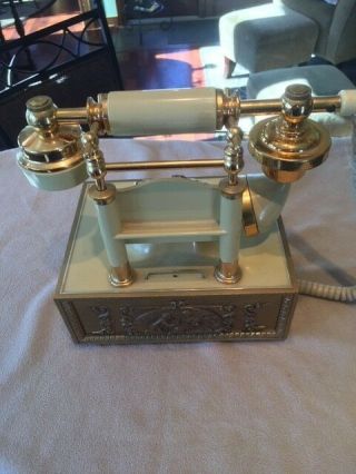 Antique looking phone 2