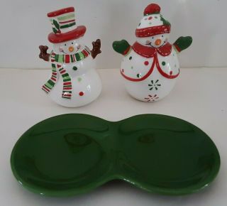 BELLA CASA By GANZ Snowman Couple With Tray Salt And Pepper Shakers 2