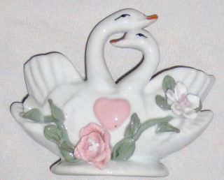 Ceramic 4 1/2 " White Swan Bird Figurine Vase W Pink Flowers Heart - Loving Pair