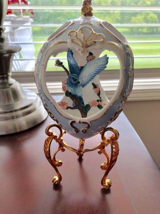 Vintage House Of Faberge Franklin Porcelain Egg With Blue Bird Spring