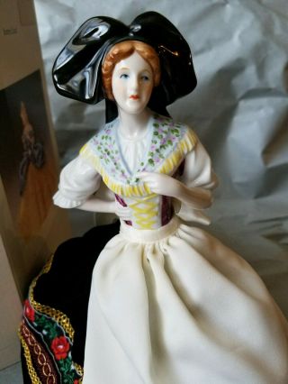 Madame Depont De Pont Goebel Germany Tea Cozy Porcelain Half Doll 2