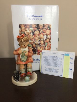 Goebel Hummel Figurine 133 Mother’s Helper W/ Box,  Papers