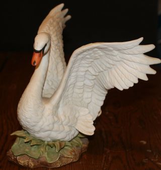 Masterpiece Porcelain Swan Figurine; By Homco