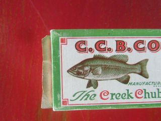 Vintage C.  C.  B.  Co.  CREEK CHUB PLUNKER Pikie FINISH 3200 FISHING LURE BOX only 4