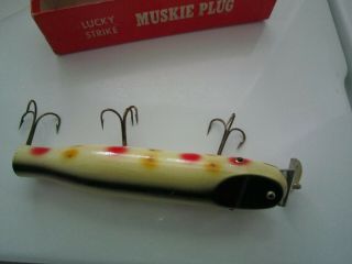 Lucky Strike Muskie Plug fishing lure 2