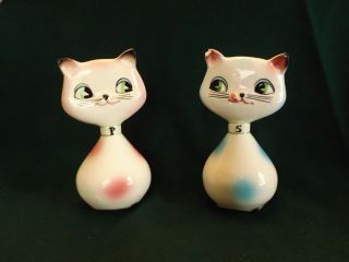 Vintage Holt Howard Style Cats Salt & Pepper Shakers.  Made In Japan 4 1/2 " H