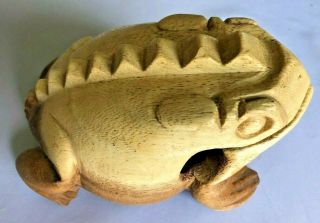 Wood 3.  5x5.  5 " Carved Brown Frog Figurine