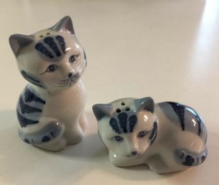 Forum Blue & White Porcelain Kitty Cat Salt & Pepper Shakers Made In Norway