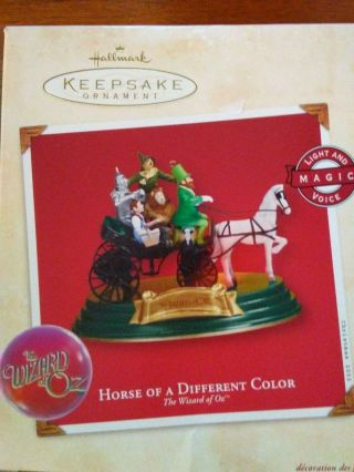 2002 Hallmark Wizard Of Oz " Horse Of A Different Color " Ornament