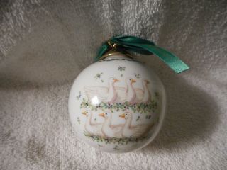 Wedgwood Twelve Days Of Christmas Ball Ornament Six Geese A Laying