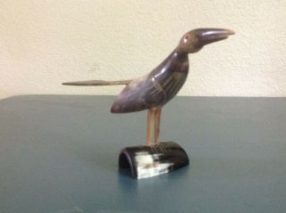 VINTAGE CARVED COW HORN BIRD STATUETTE 5 