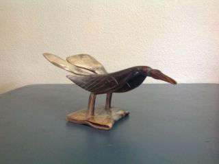 VINTAGE CARVED COW HORN BIRD STATUETTE 5 
