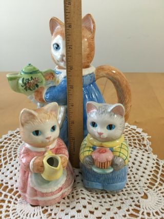 VINTAGE 1991 Avon Cat Teapot and her kittens creamer and sugar 6