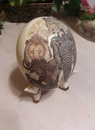 Ostrich Egg,  Etched,  Dumi 1996,  African Art,  Scrimshaw,  5 Animals,  With Stand