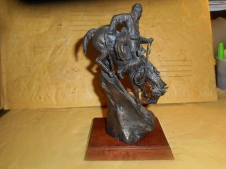 Franklin Fredrick Remington bronze statue The Mountain Man 2