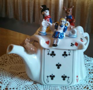 Paul Cardew South West Ceramics Teapot Alice In Wonderland Tea Pot 1989