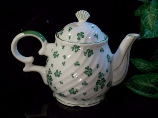 Shamrock Tea Pot Irish Style Porcelain By Roman Inc 2001 6