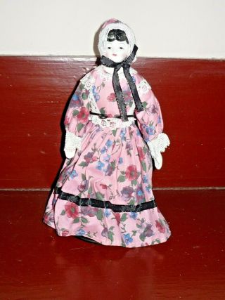 Vintage 7 - 1/2 Inch Shackman Japan Well - Dressed China Head Lady Doll 2