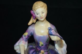 Royal Doulton England Nicola Pretty Lady Doll Figurine Hn2839 1977