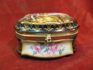 Vintage Limoges Porcelain Trinket Box With Courting Couple 3 1/2 X 4 X 5 1/2