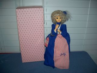 Vintage 1986 Brinns Musical Calendar Miss July Doll Plays Star Spangled Banner