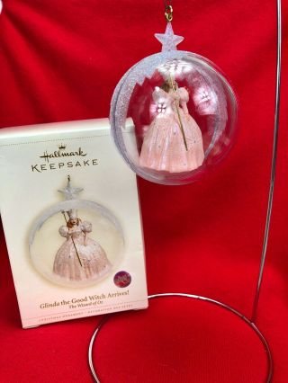 Hallmark Christmas Ornament Glinda The Good Witch Arrives The Wizard Of Oz 2006