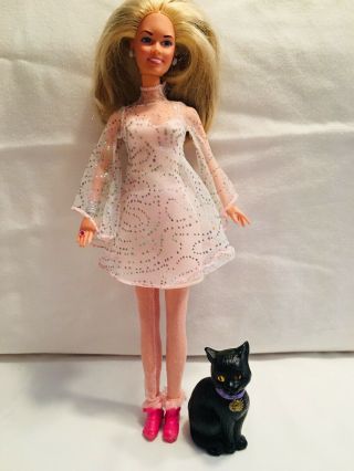 Vintage Sabrina The Teenage Witch Doll And Salem The Black Cat 1997