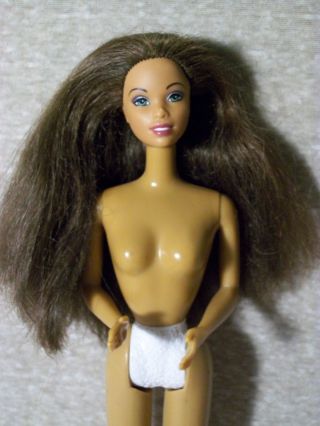 F5 Vintage Dark - Skinned Aa Twist - Waist Barbie,  Long Chestnut Hair,  Nude