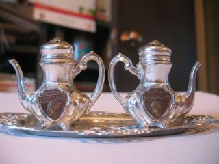 Vintage Georgia Salt And Pepper Shakers With Tray Tea Pot Shaped - Made In Japan