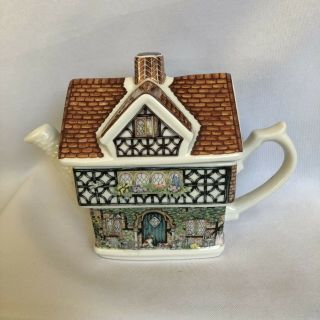 James Sadler Ivy House Country Cottage Teapot Euc