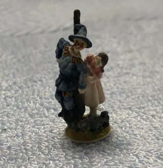 Olszewski Goebel Miniatures Dorothy And Scarecrow